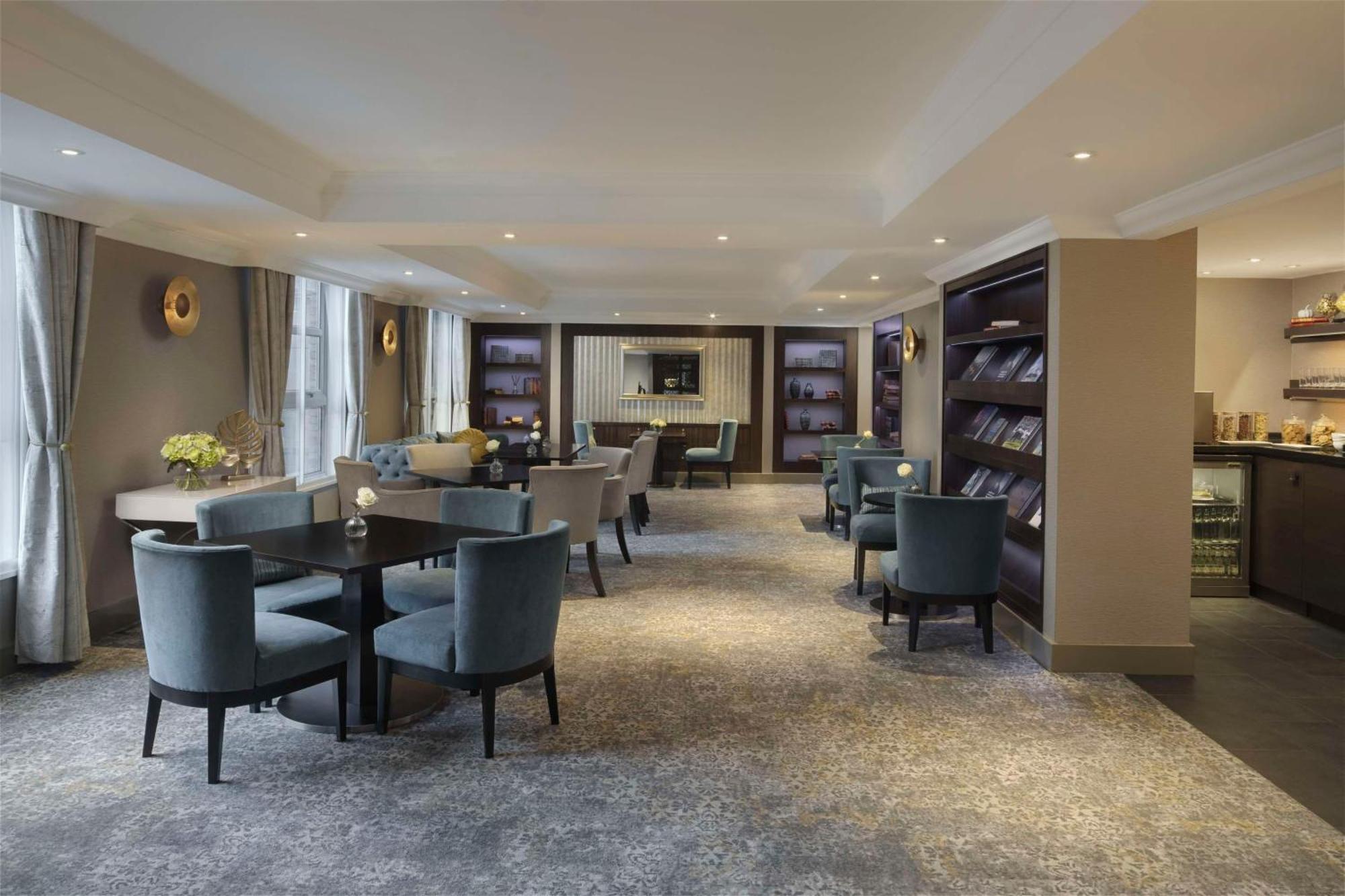 하얏트 리젠시 런던 - 더 처칠 외부 사진 The Library at The Dorchester